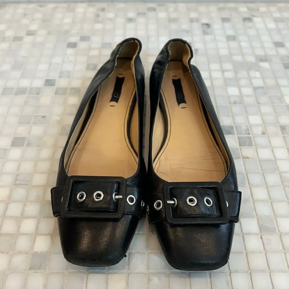 Ecco Shoes Black Leather Flats with Buckle Toe